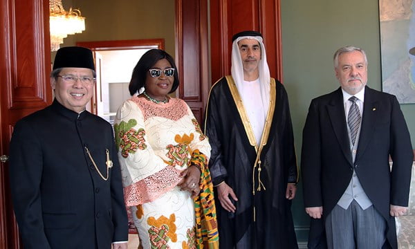 Nouveaux ambassadeurs d'Indonésie, des Émirats arabes unis, de l'Équateur et du Ghana 4 Nouveaux ambassadeurs d'Indonésie, des Émirats arabes unis, de l'Équateur et du Ghana - 3