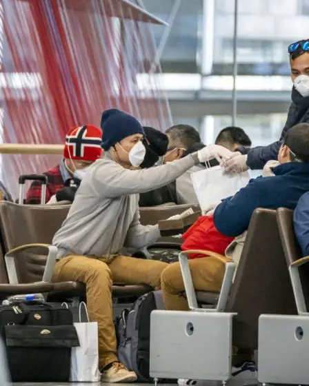 Les voyageurs aériens devront continuer à porter des masques malgré la réouverture de la Norvège - 16
