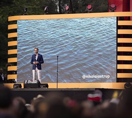 Panique au festival à New York où Astrup a parlé 11 Panique au festival à New York où Astrup a parlé - 10