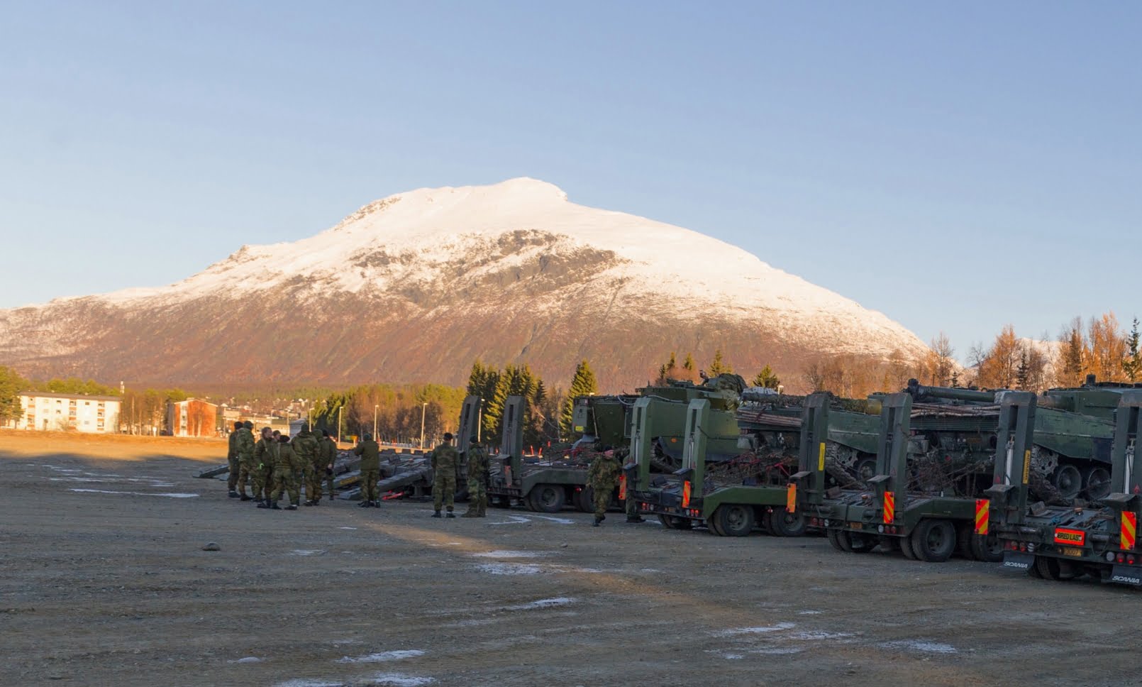 Les forces russes au nord défient l'OTAN 4 Les forces russes au nord défient l'OTAN - 3