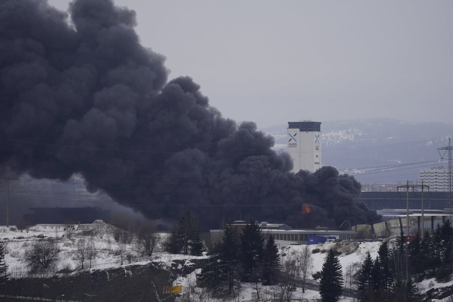 Tirs nourris sur Norsk Gjenvinning à Oslo 4 Tirs nourris sur Norsk Gjenvinning à Oslo - 3