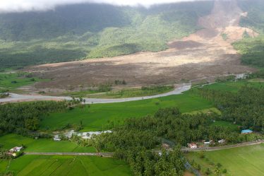 Un glissement de terrain à Trøndelag isole des centaines - 16