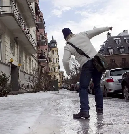 Des milliers de piétons sont blessés chaque année en pertes individuelles 8 Des milliers de piétons sont blessés chaque année en pertes individuelles - 7