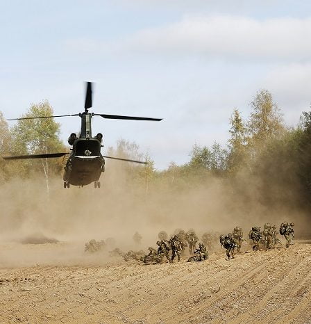 L'exercice de l'OTAN apporte des files d'attente, du bruit et de bons achats 17 L'exercice de l'OTAN apporte des files d'attente, du bruit et de bons achats - 16