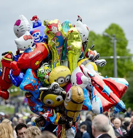 Le conseil municipal a interdit la vente de ballons à l'hélium dans les rues d'Oslo lors des célébrations du 17 mai - 25