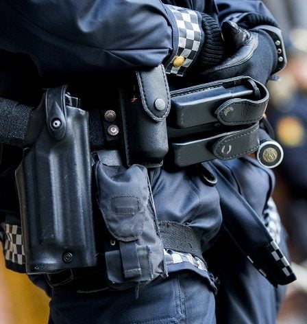 Wara autorise la police armée à Oslo 17 Wara autorise la police armée à Oslo - 16
