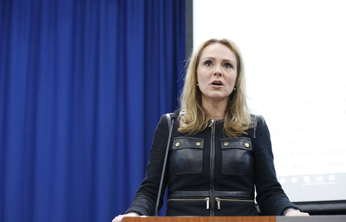 Le gouvernement introduit des tests ADN pour mettre un terme à la fraude à l'immigration familiale 4 Le gouvernement introduit des tests ADN pour mettre un terme à la fraude à l'immigration familiale - 3