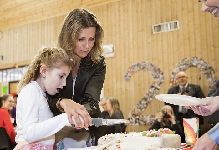 La princesse Märtha Louise célèbre l'anniversaire de l'arc-en-ciel 4 La princesse Märtha Louise célèbre l'anniversaire de l'arc-en-ciel - 3