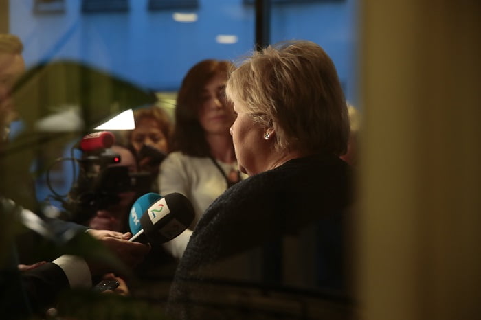 Solberg dit qu'elle a toujours confiance en Listhaug 4 Solberg dit qu'elle a toujours confiance en Listhaug - 3