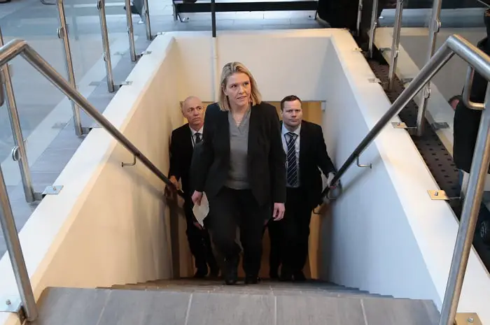 Listhaug est protégé par la police depuis deux ans 4 Listhaug est protégé par la police depuis deux ans - 3