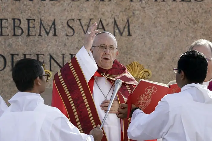 Le Pape demande aux jeunes de s'exprimer 4 Le Pape demande aux jeunes de s'exprimer - 3