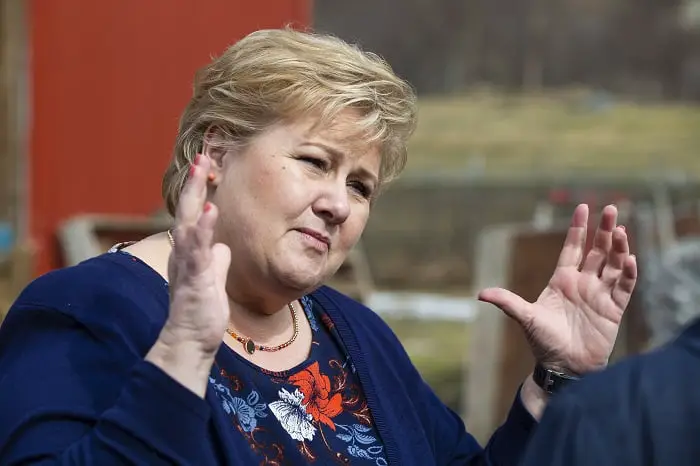 ''C'est devenu pire'', déclare Erna Solberg après la visite de Stovner 4 ''C'est devenu pire'', déclare Erna Solberg après la visite de Stovner - 3