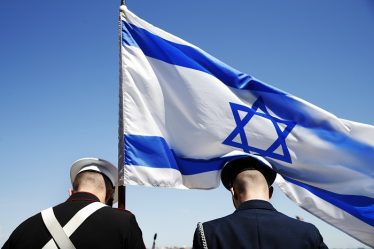 Israël fête son 70e anniversaire avec une lutte extérieure et des divisions intérieures - 16