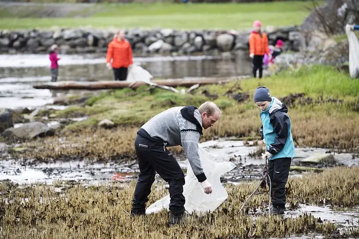 90 000 bénévoles ont participé à la semaine de nettoyage des plages 4 90 000 bénévoles ont participé à la semaine de nettoyage des plages - 3