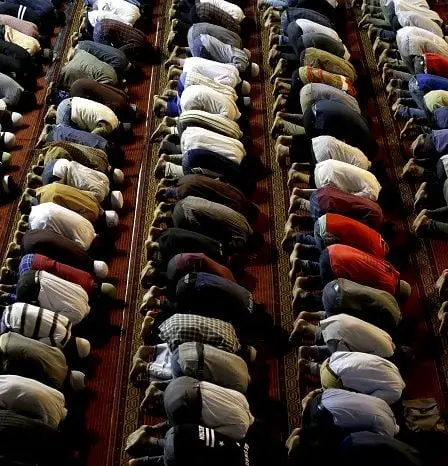 Des organisations islamiques vont réduire les eaux usées en plastique en Indonésie 17 Des organisations islamiques vont réduire les eaux usées en plastique en Indonésie - 16