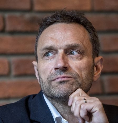 MDG dit que la voiture est l'épine dorsale de nombreuses communautés 16 MDG dit que la voiture est l'épine dorsale de nombreuses communautés - 15