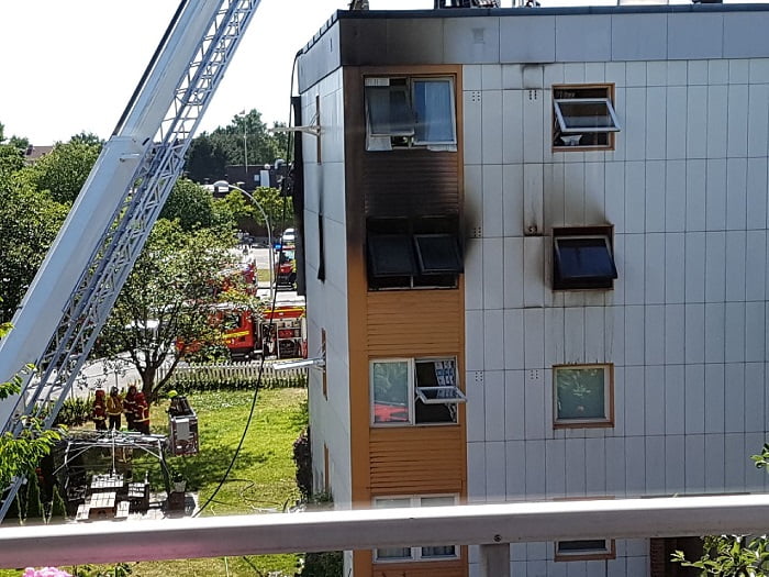 Quatre appartements endommagés dans un incendie de bloc à Oslo 4 Quatre appartements endommagés dans un incendie de bloc à Oslo - 3