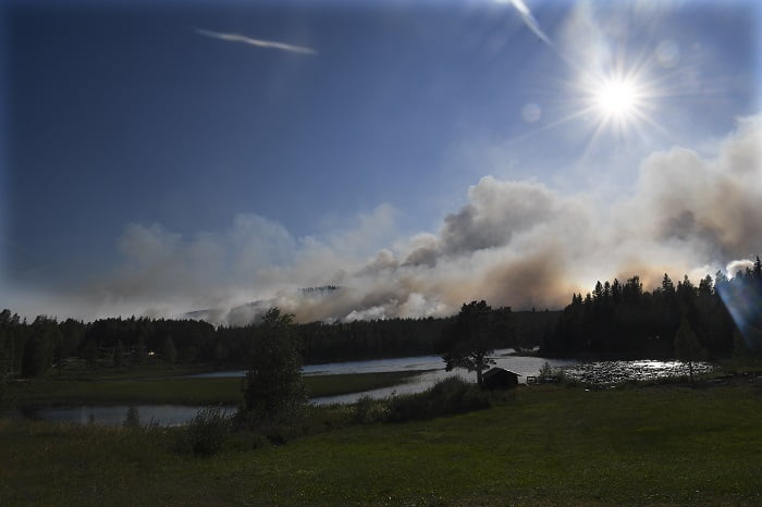 La Norvège envoie plus d'hélicoptères de pompiers en Suède - 3