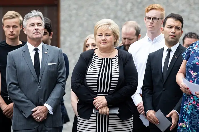 Solberg dit que "la haine vit toujours" 4 Solberg dit que "la haine vit toujours" - 3