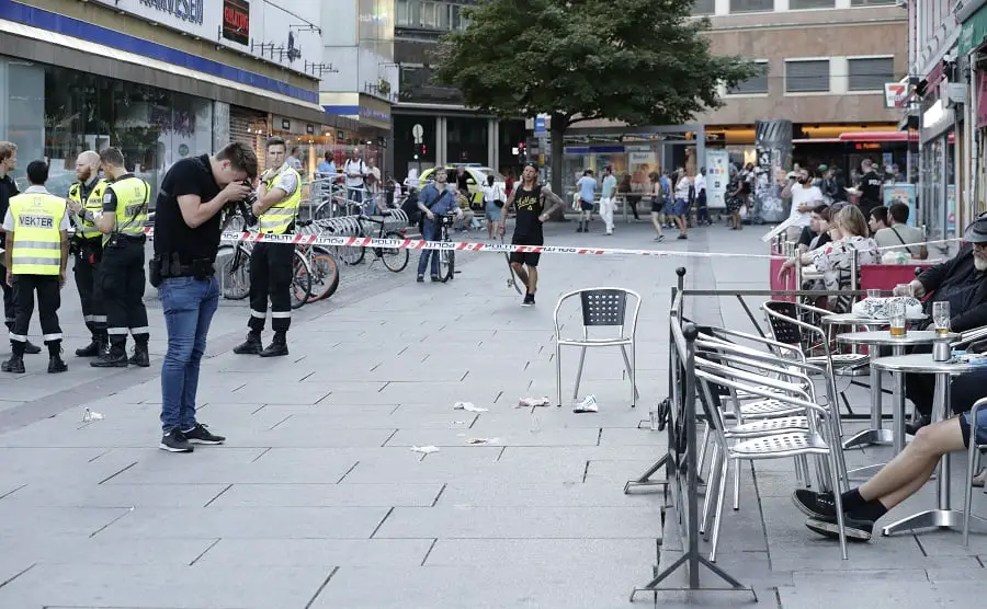 Une femme arrêtée pour avoir poignardé à Oslo 4 Une femme arrêtée pour avoir poignardé à Oslo - 3