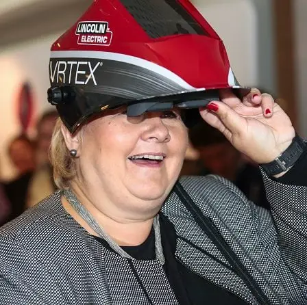 Les conservateurs recommandent l'interdiction de l'utilisation du mobile dans les salles de classe 2 Les conservateurs recommandent l'interdiction de l'utilisation du mobile dans les salles de classe - 1