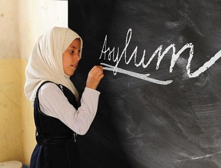 101 ont reçu l'autorisation de rester en Norvège après l'aide de la NOAS l'année dernière 5 101 ont reçu l'autorisation de rester en Norvège après l'aide de la NOAS l'année dernière - 4