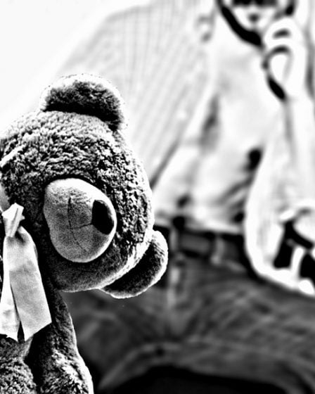 Un homme accusé d'avoir abusé de sa fille pendant 15 ans 30 Un homme accusé d'avoir abusé de sa fille pendant 15 ans - 29
