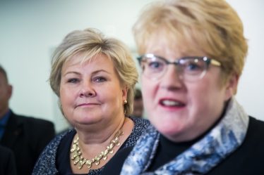 Erna Solberg veut des discussions de fête avec Venstre (à gauche) avant Noël - 18
