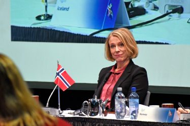 PHOTO : le ministre norvégien des Affaires étrangères Huitfeldt veut renforcer les liens dans le Grand Nord - 32