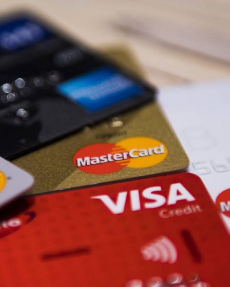 De quels types de cartes de débit ou de crédit et de comptes bancaires disposez-vous à votre arrivée en Norvège ? - 7