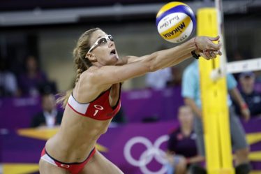 L'Association norvégienne de volley-ball soutient la manifestation en bikini de l'équipe de handball. Ministre : « Ridicule ! - 18