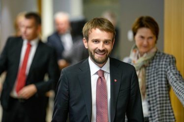 Le nouveau ministre norvégien du Commerce et de l'Industrie a une fortune évaluée à plus de 50 millions de couronnes - 16
