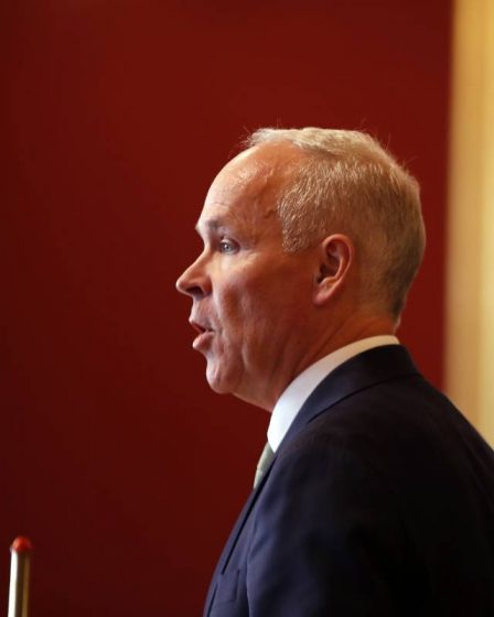 Le ministre norvégien des Finances, Sanner, commente la proposition de budget : "Les familles ordinaires paieront 16 000 couronnes de moins d'impôts" - 13