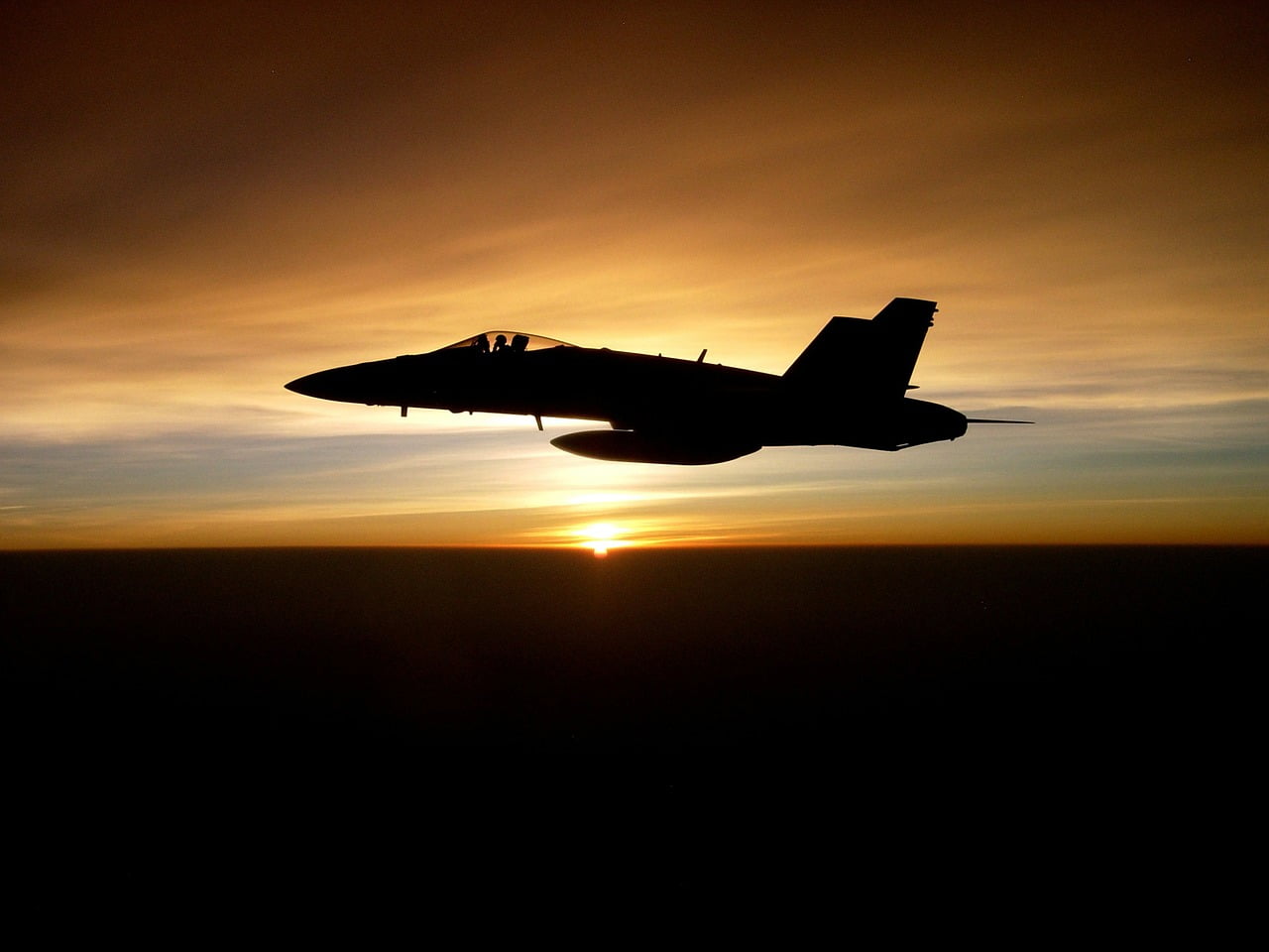 Des bombardiers russes survolent la côte norvégienne 4 Des bombardiers russes survolent la côte norvégienne - 3
