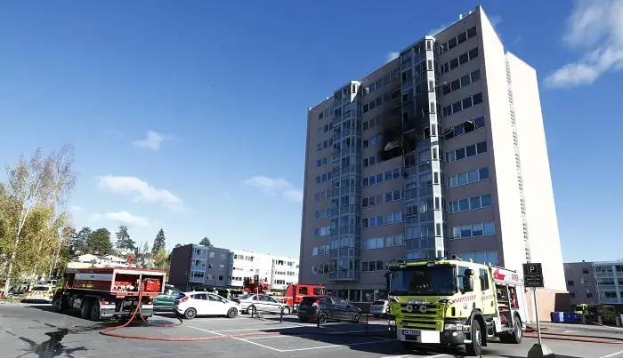 Onze personnes hospitalisées après un incendie dans un appartement à Rælingen 4 Onze personnes hospitalisées après un incendie dans un appartement à Rælingen - 3