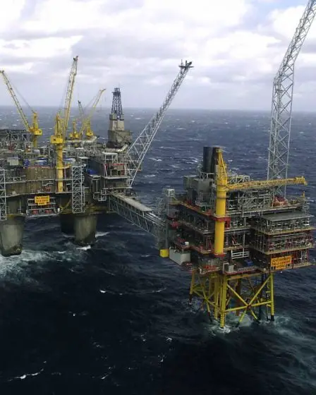 Plus de 150 000 personnes travaillaient dans les industries pétrolières et connexes de la Norvège en 2019 2 Plus de 150 000 personnes travaillaient dans les industries pétrolières et connexes de la Norvège en 2019 - 1