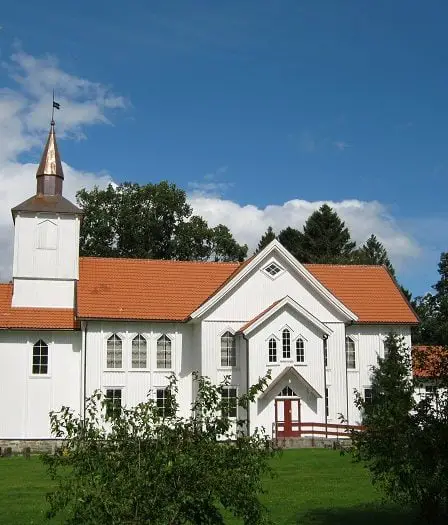 Préparatifs en cours pour exhumer un corps dans le cadre d'une enquête en cours 2 Préparatifs en cours pour exhumer un corps dans le cadre d'une enquête en cours - 1