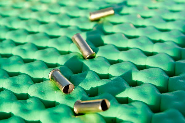 Un couple marié qui a volé 2,6 tonnes de douilles vides condamné à une peine de prison inconditionnelle 4 Un couple marié qui a volé 2,6 tonnes de douilles vides condamné à une peine de prison inconditionnelle - 3