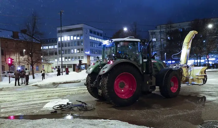 Un cycliste est mort dans un accident de tracteur à Oslo 4 Un cycliste est mort dans un accident de tracteur à Oslo - 3