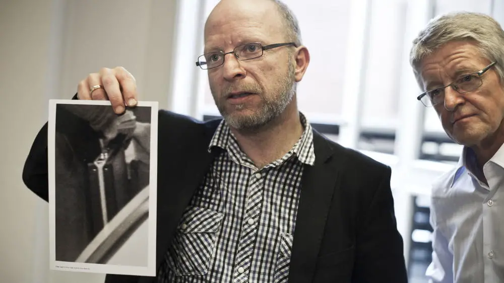 Ex-journaliste accusé de fraude grossière 4 Ex-journaliste accusé de fraude grossière - 3