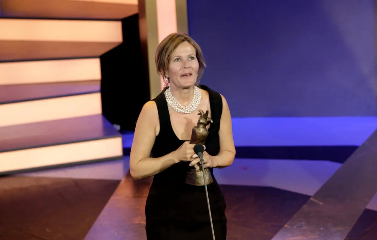Repose en paix Kjersti Holmen, actrice norvégienne bien-aimée - 3