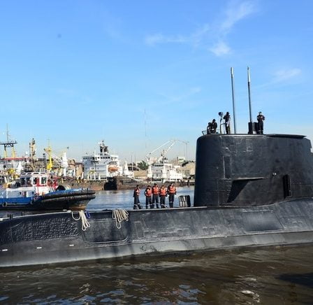 Arrête la recherche de l'équipage d'un sous-marin argentin disparu - 16