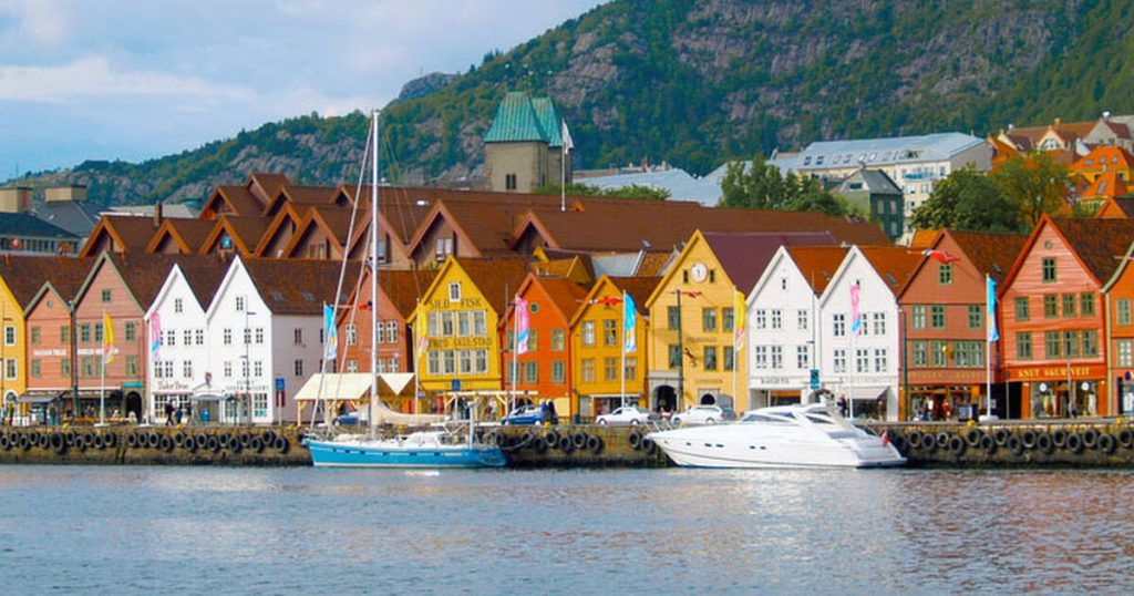 Itinéraire de 9 jours pour explorer la côte ouest de la Norvège 16 Itinéraire de 9 jours pour explorer la côte ouest de la Norvège - 15