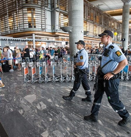 Le gouvernement veut une police armée à Gardermoen 11 Le gouvernement veut une police armée à Gardermoen - 10