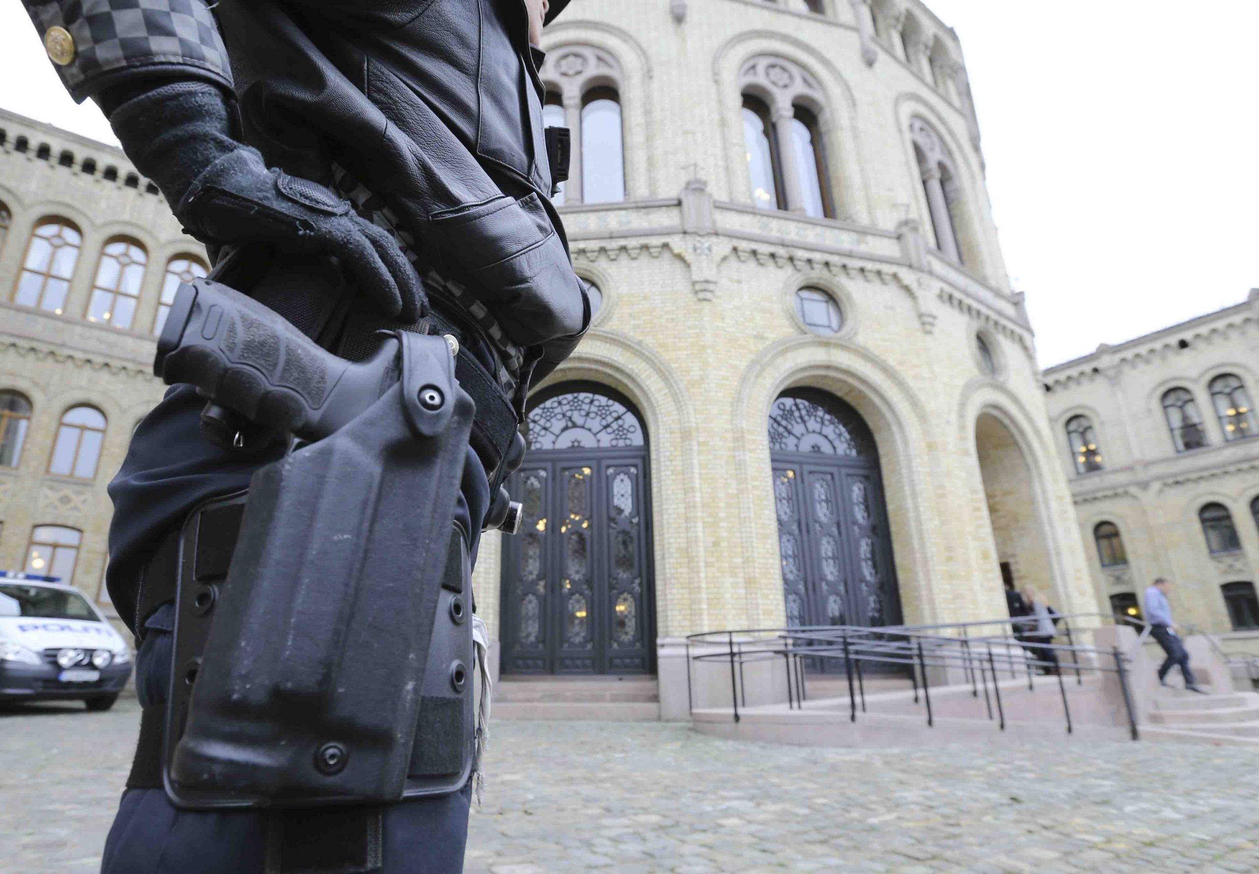 Sécurité nettement plus stricte autour des politiciens norvégiens 4 Sécurité nettement plus stricte autour des politiciens norvégiens - 3