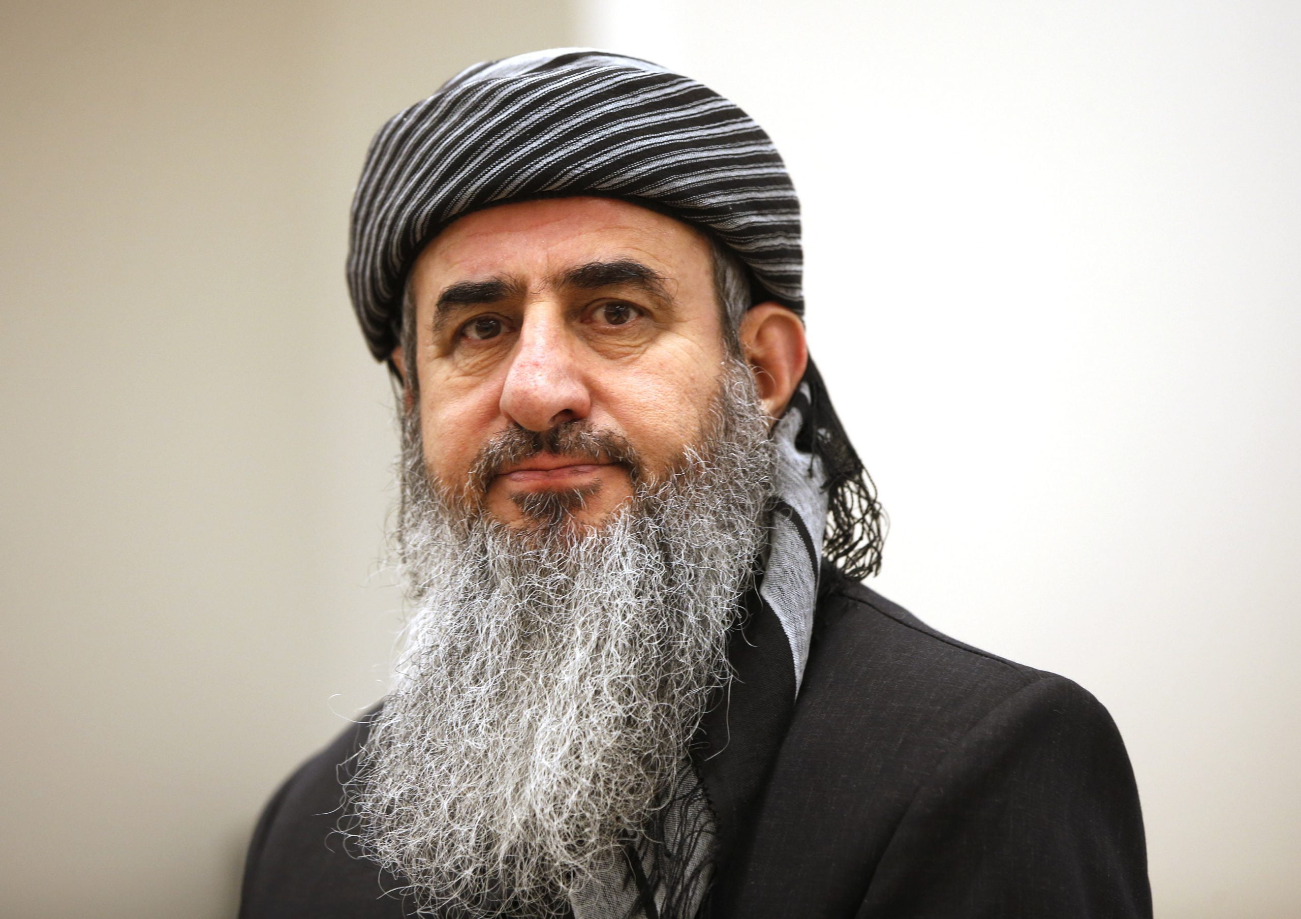PST:-Le réseau de Krekar semble être une organisation terroriste avec des opinions religieuses fondamentalistes 4 PST:-Le réseau de Krekar semble être une organisation terroriste avec des opinions religieuses fondamentalistes - 3