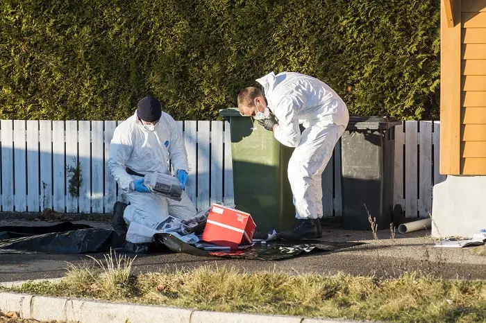 L'accusé a effectué des recherches sur Internet sur des camarades de classe quelques jours avant le double meurtre 4 L'accusé a effectué des recherches sur Internet sur des camarades de classe quelques jours avant le double meurtre - 3