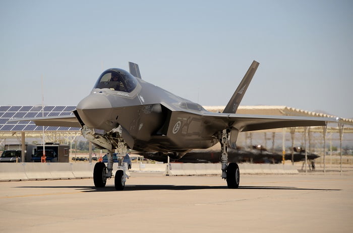 Le premier avion F35 à arriver en Norvège 4 Le premier avion F35 à arriver en Norvège - 3