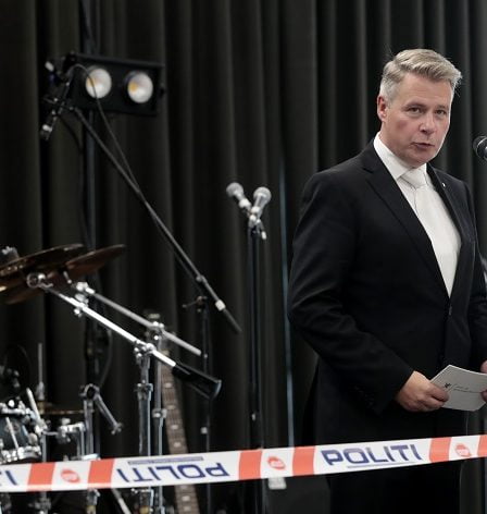Veut des progrès dans les mesures de sécurité contre le terrorisme 29 Veut des progrès dans les mesures de sécurité contre le terrorisme - 28