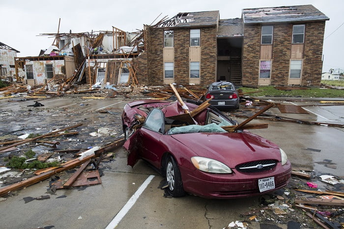 Selon la police, jusqu'à 40 personnes sont portées disparues lors de l'ouragan Harvey 4 Selon la police, jusqu'à 40 personnes sont portées disparues lors de l'ouragan Harvey - 3